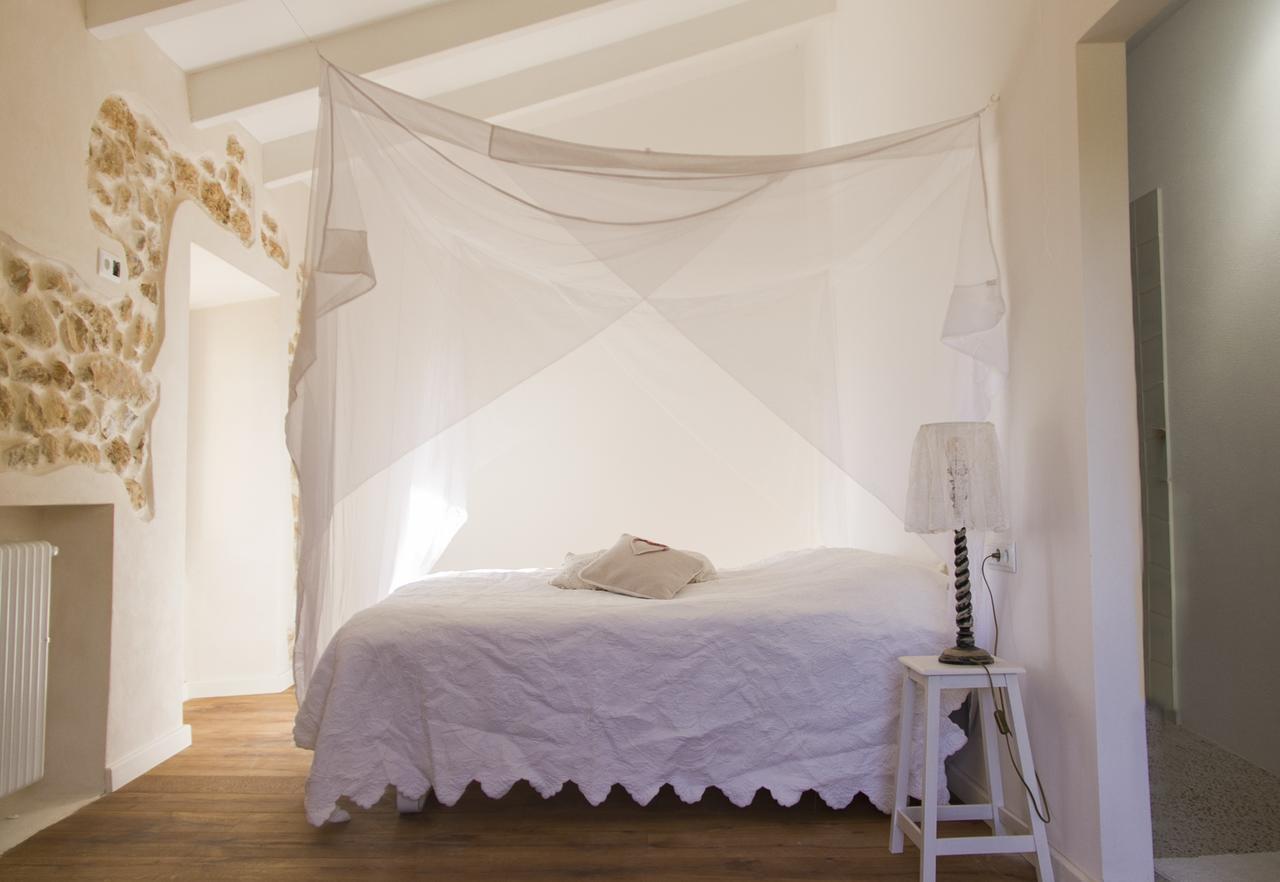 Home Hotel The Pink Pepper Tree Lloseta Bagian luar foto