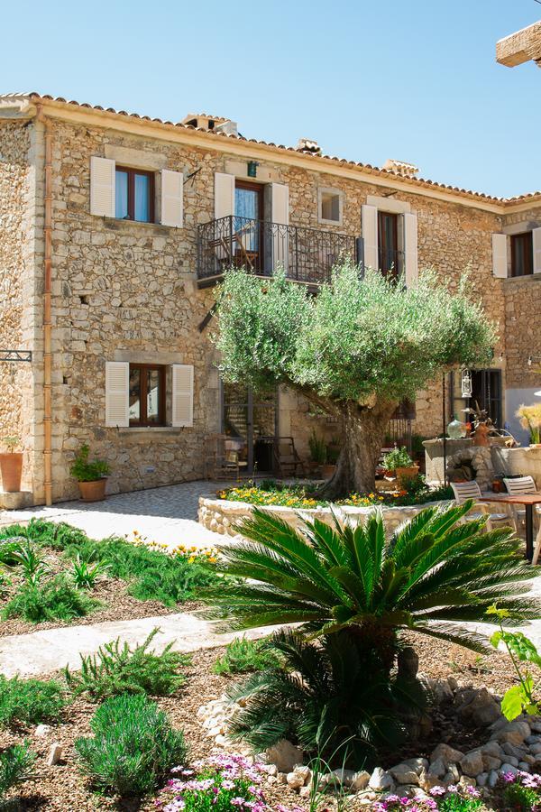 Home Hotel The Pink Pepper Tree Lloseta Bagian luar foto