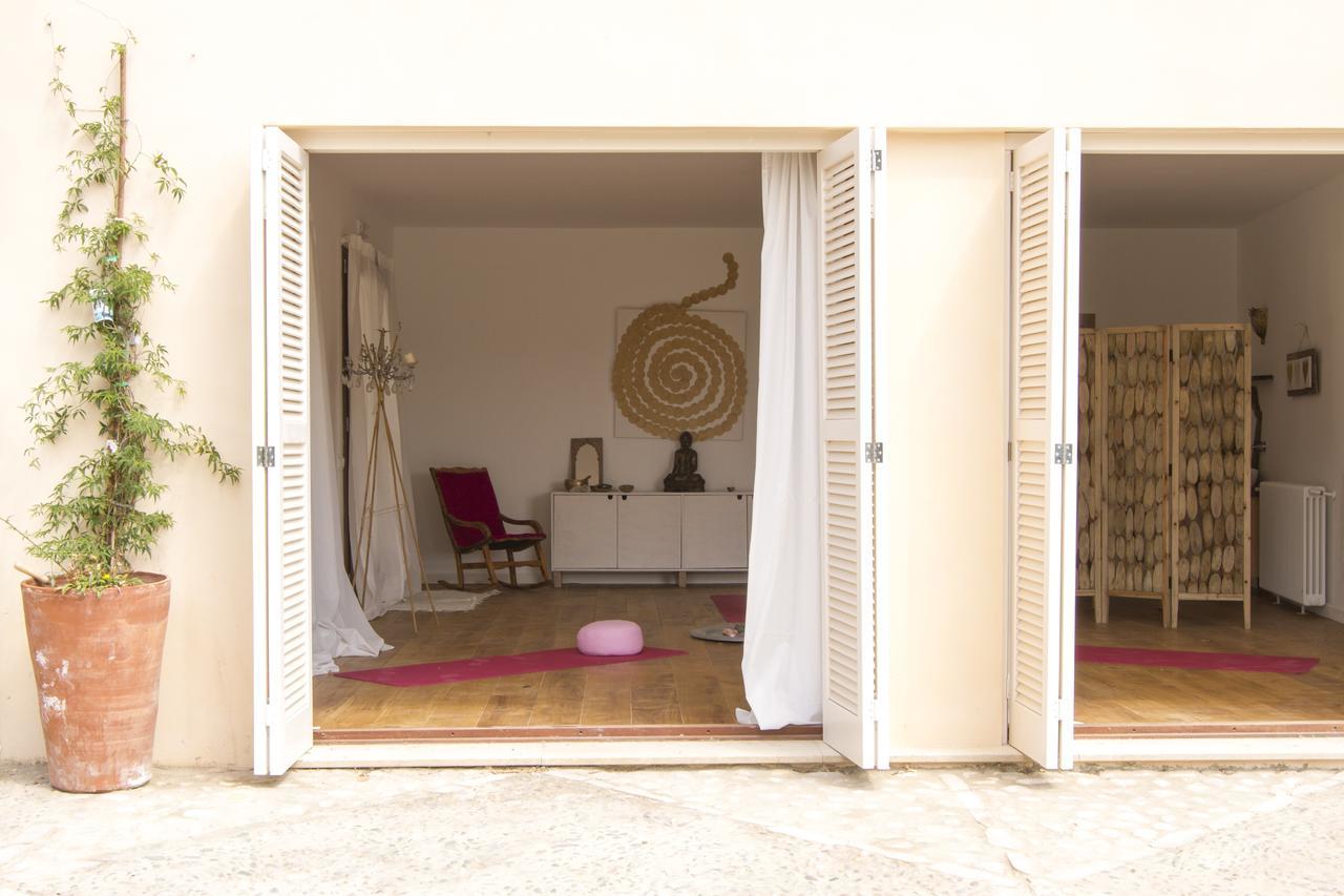 Home Hotel The Pink Pepper Tree Lloseta Bagian luar foto